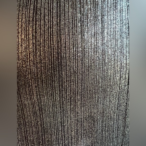 Michael Kors Stretch Metallic Flatter Sleeves Neck Details Dress - Picture 10 of 13